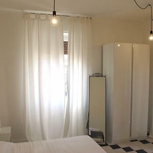 Studio con letto king size